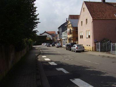 Hoeheinoederstrasse_1_400